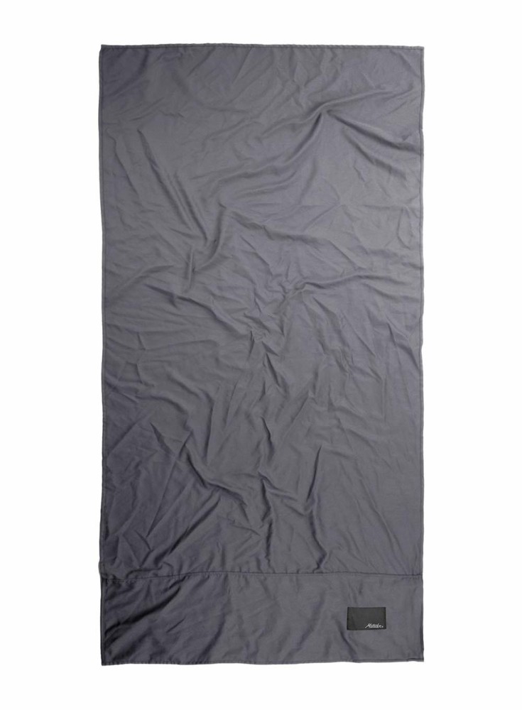 Ręcznik szybkoschnący z nanofibry plażowy Matador NanoDry Packable Beach Towel 76 x 152,5 cm Charcoa
