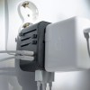 Adapter podróżny do ładowania Matador Global Travel Adapter czarny